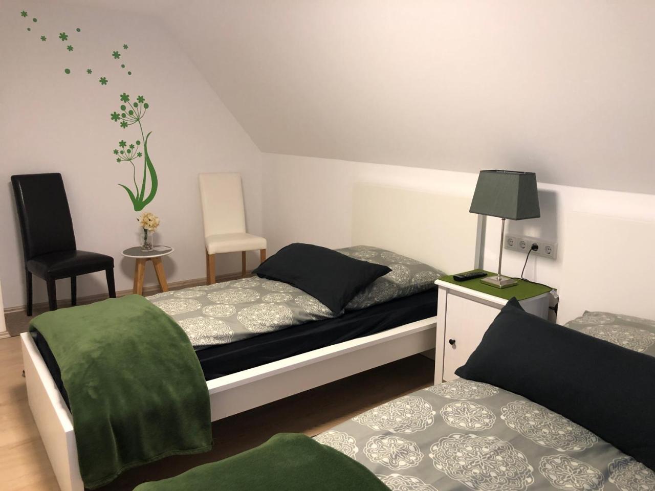Messezimmer 4U Düsseldorf Eksteriør bilde