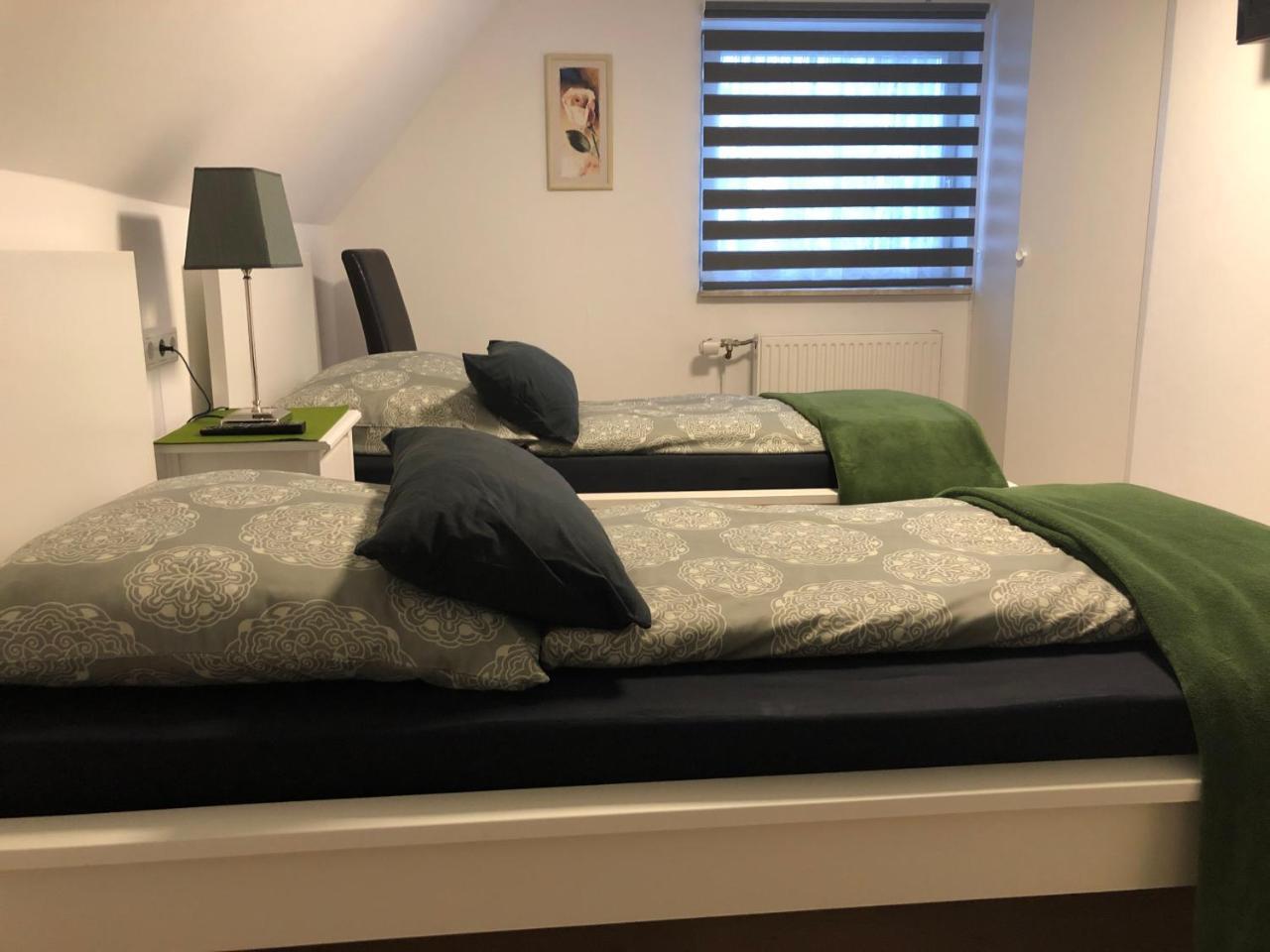 Messezimmer 4U Düsseldorf Eksteriør bilde