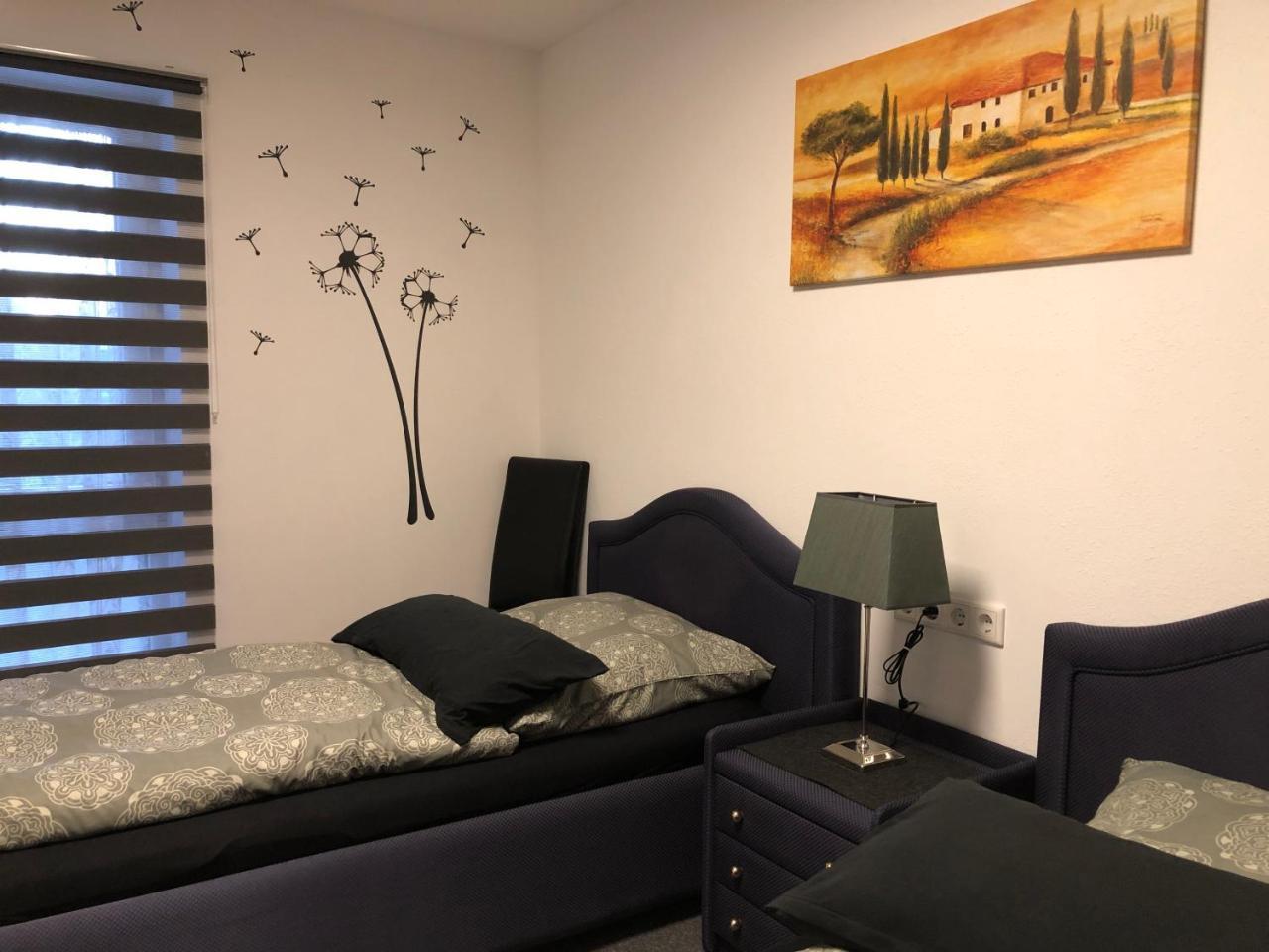 Messezimmer 4U Düsseldorf Eksteriør bilde